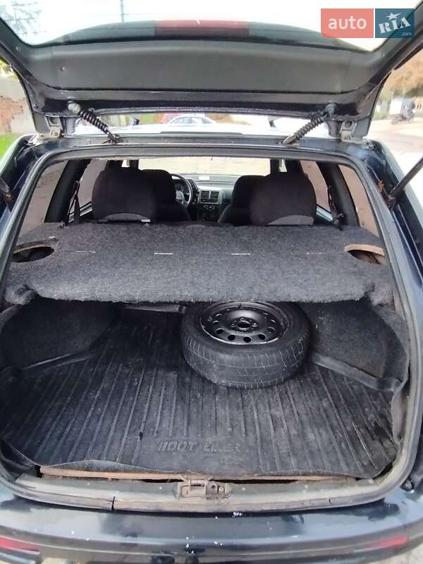 Универсал ВАЗ / Lada 2111 2005 в Кривом Озере фото 8 Универсал ВАЗ / Lada 2111 2005 в Кривом Озере