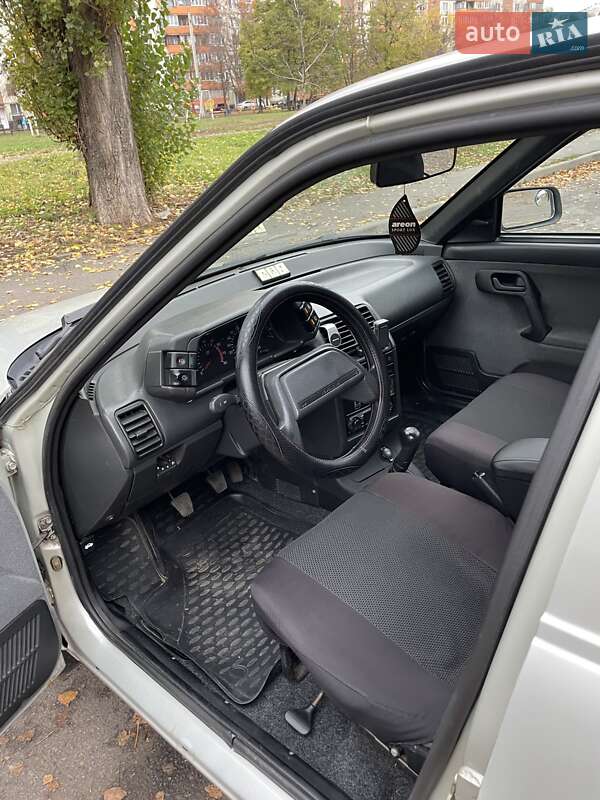 Універсал ВАЗ / Lada 2111 2004 в Харкові фото 3 Універсал ВАЗ / Lada 2111 2004 в Харкові