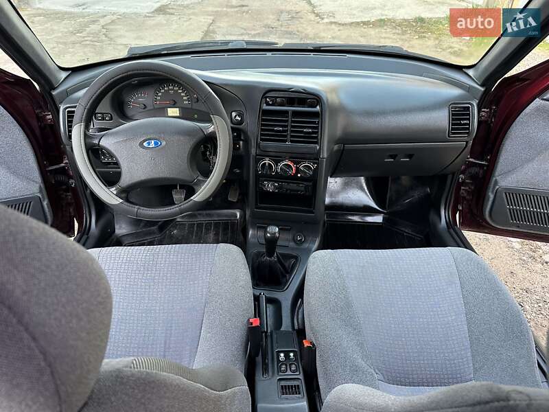 Универсал ВАЗ / Lada 2111 2008 в Николаеве фото 31 Универсал ВАЗ / Lada 2111 2008 в Николаеве