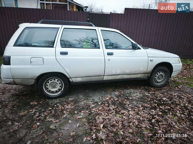 Универсал ВАЗ / Lada 2111 2004 в Свессе