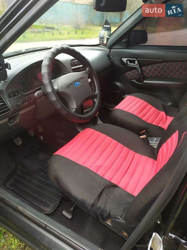 Универсал ВАЗ / Lada 2111 2009 в Сумах