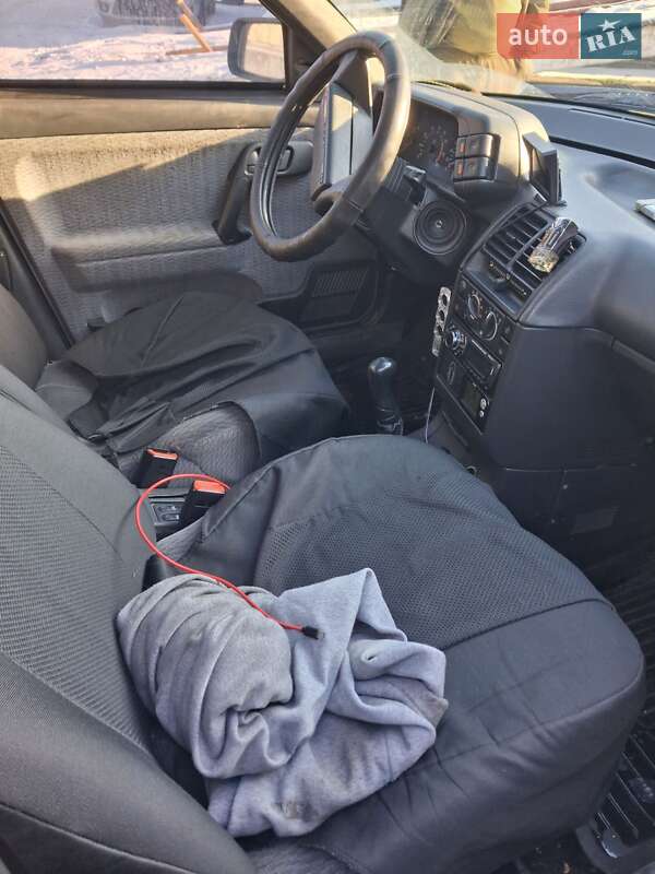 Універсал ВАЗ / Lada 2111 2003 в Києві