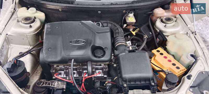 Универсал ВАЗ / Lada 2111 2007 в Каменском