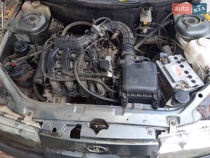 Хэтчбек ВАЗ / Lada 2112 2006 в Ровно