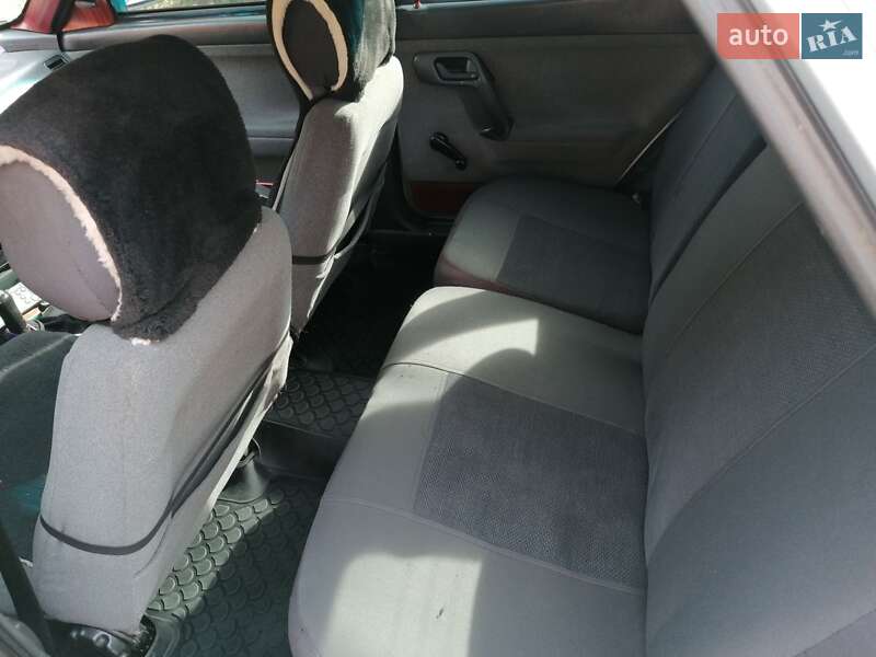 Хетчбек ВАЗ / Lada 2112 2007 в Калуші фото 5 Хетчбек ВАЗ / Lada 2112 2007 в Калуші