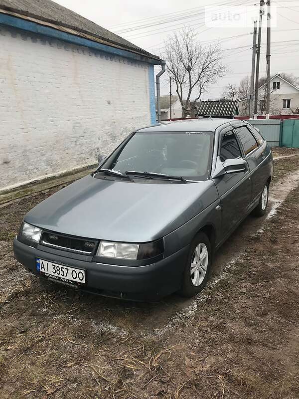 Хэтчбек ВАЗ / Lada 2112 2007 в Згуровке