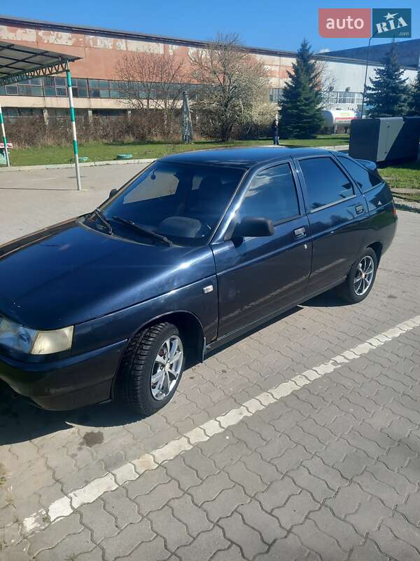 Хэтчбек ВАЗ / Lada 2112 2006 в Ужгороде фото 4 Хэтчбек ВАЗ / Lada 2112 2006 в Ужгороде