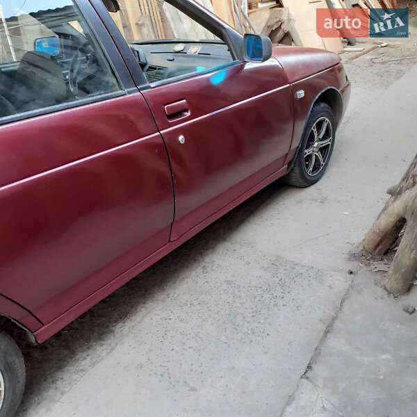 Хэтчбек ВАЗ / Lada 2112 2008 в Смеле фото 6 Хэтчбек ВАЗ / Lada 2112 2008 в Смеле