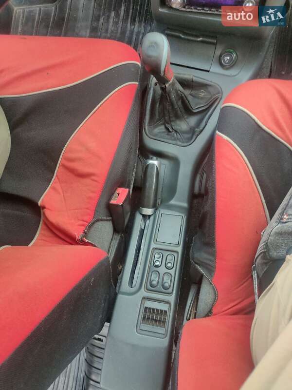 Хэтчбек ВАЗ / Lada 2112 2006 в Дубно