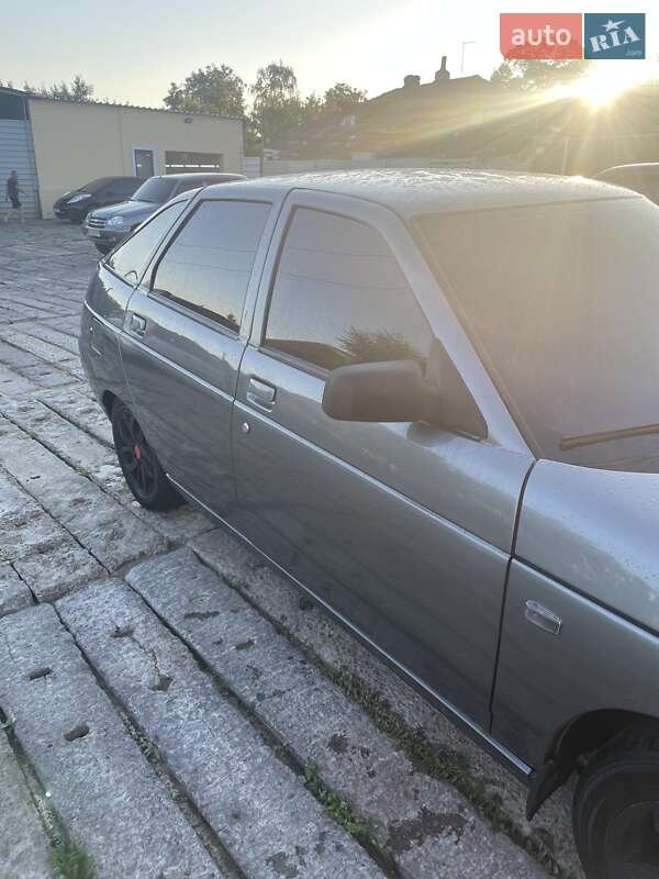 Хэтчбек ВАЗ / Lada 2112 2005 в Люботине