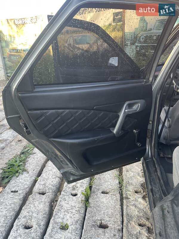 Хэтчбек ВАЗ / Lada 2112 2005 в Люботине