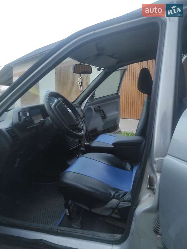 Хэтчбек ВАЗ / Lada 2112 2007 в Ужгороде фото 6 Хэтчбек ВАЗ / Lada 2112 2007 в Ужгороде