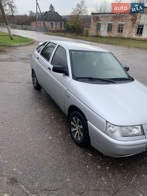 Хэтчбек ВАЗ / Lada 2112 2008 в Валках