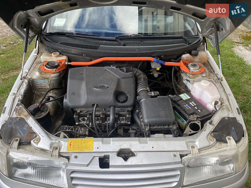 Хэтчбек ВАЗ / Lada 2112 2007 в Поляне