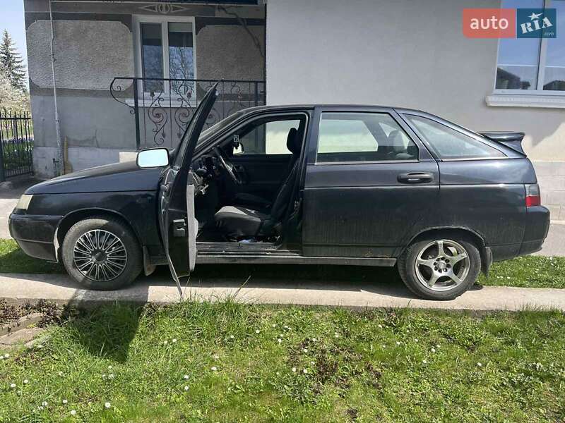 Хэтчбек ВАЗ / Lada 2112 2006 в Тернополе