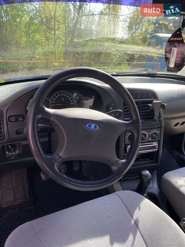 Хэтчбек ВАЗ / Lada 2112 2008 в Одессе