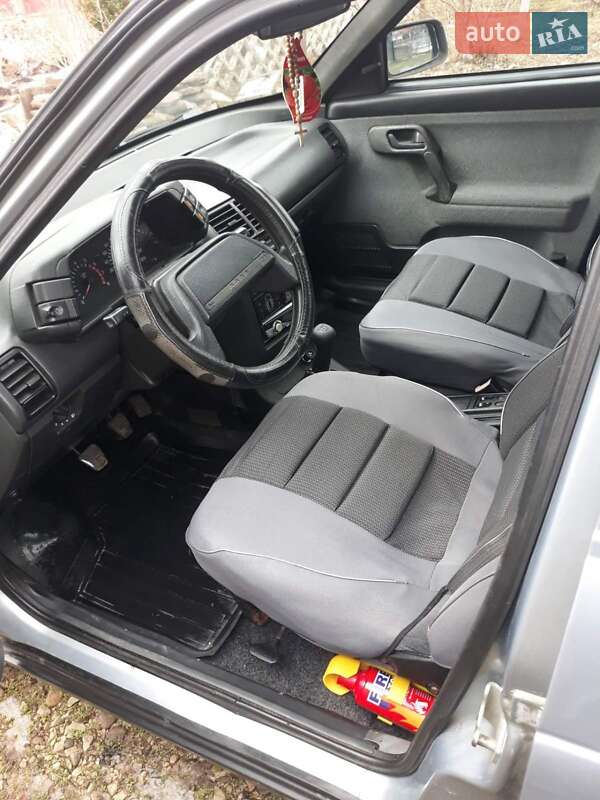 Хэтчбек ВАЗ / Lada 2112 2008 в Рожнятове фото 10 Хэтчбек ВАЗ / Lada 2112 2008 в Рожнятове