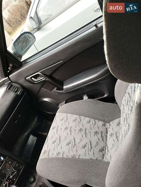 Хетчбек ВАЗ / Lada 2112 2007 в Запоріжжі фото 6 Хетчбек ВАЗ / Lada 2112 2007 в Запоріжжі