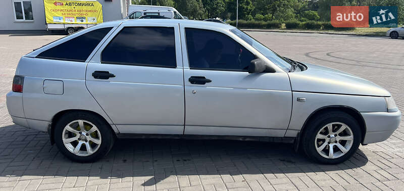 Хэтчбек ВАЗ / Lada 2112 2005 в Киеве фото 6 Хэтчбек ВАЗ / Lada 2112 2005 в Киеве
