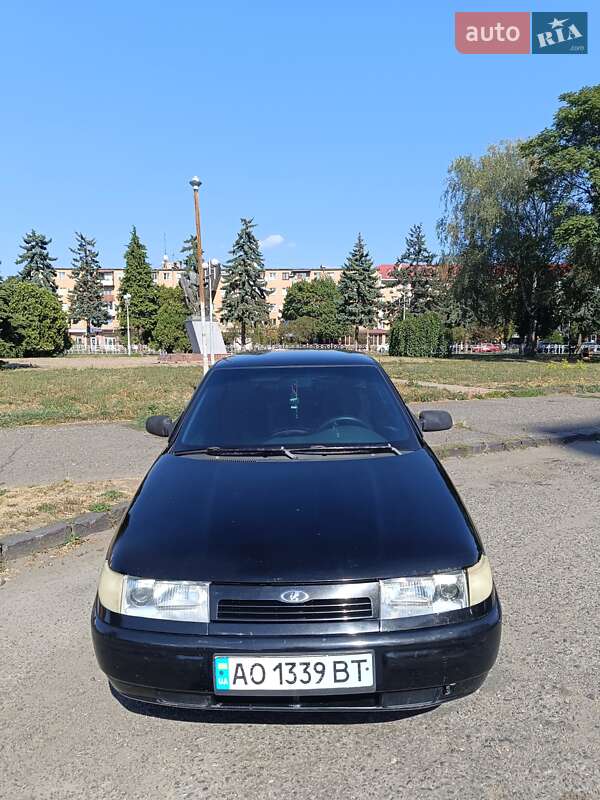 Хэтчбек ВАЗ / Lada 2112 2008 в Ужгороде