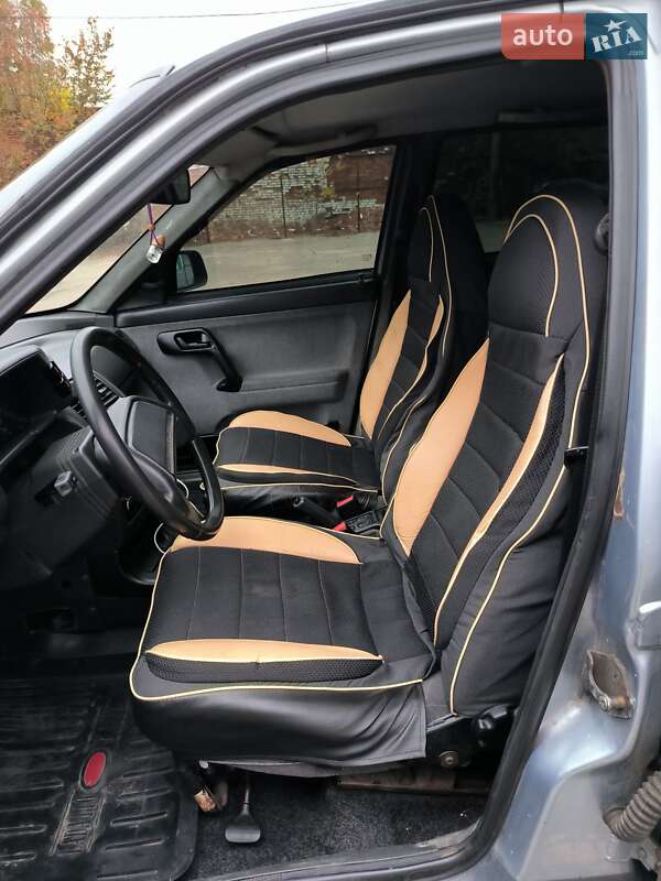 Хетчбек ВАЗ / Lada 2112 2008 в Чугуєві фото 9 Хетчбек ВАЗ / Lada 2112 2008 в Чугуєві