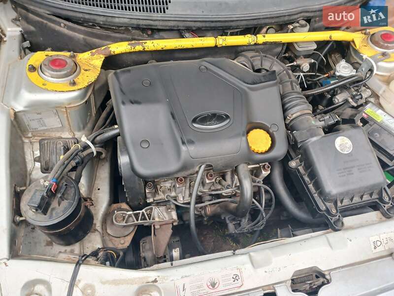 Хетчбек ВАЗ / Lada 2112 2005 в Верхньодніпровську