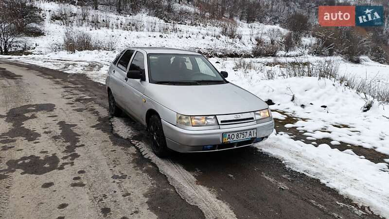 Хэтчбек ВАЗ / Lada 2112 2004 в Перечине