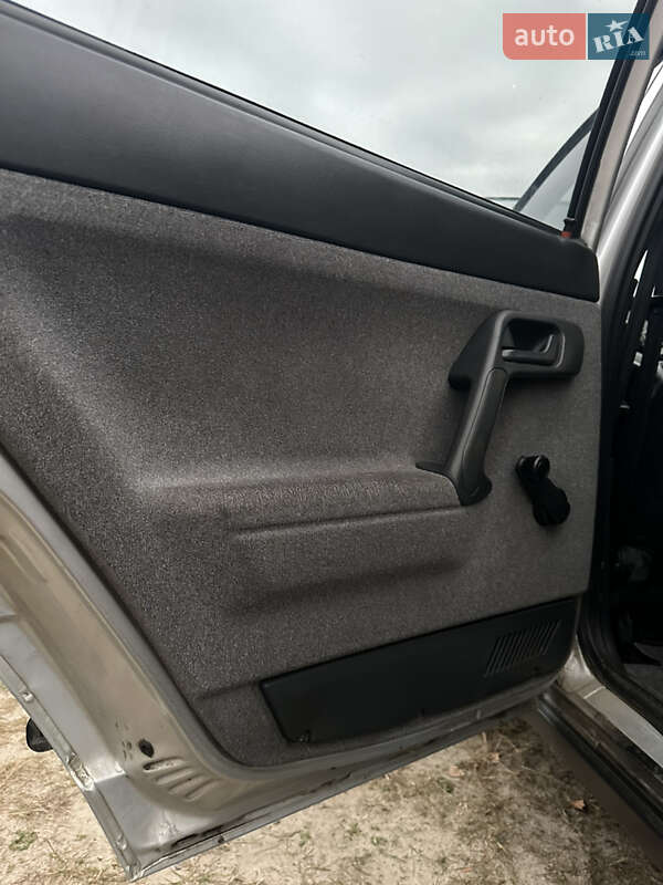 Хэтчбек ВАЗ / Lada 2112 2007 в Заречном фото 24 Хэтчбек ВАЗ / Lada 2112 2007 в Заречном