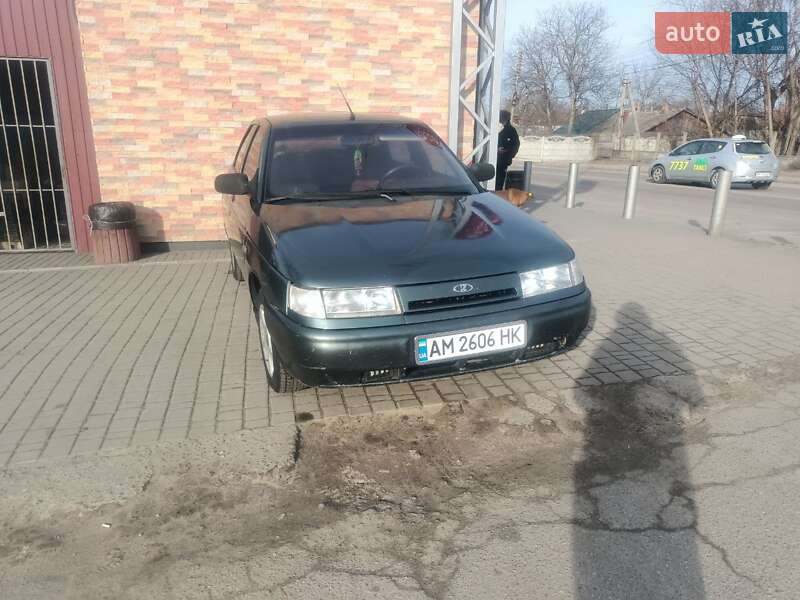 Хэтчбек ВАЗ 2112 2006 в 