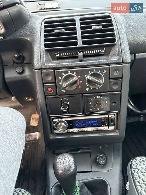 Хэтчбек ВАЗ / Lada 2112 2007 в Чернигове