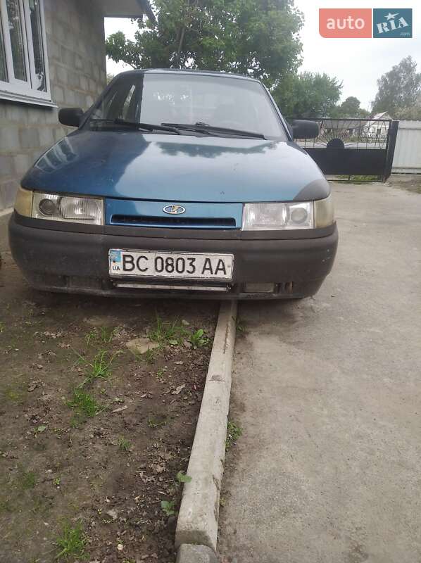 Хетчбек ВАЗ 2112 2004 в 