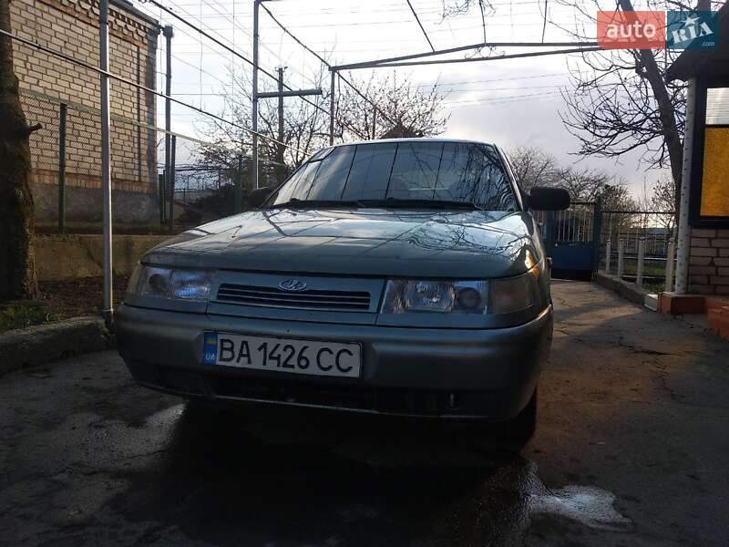 Хэтчбек ВАЗ / Lada 2112 2012 в Новоархангельске