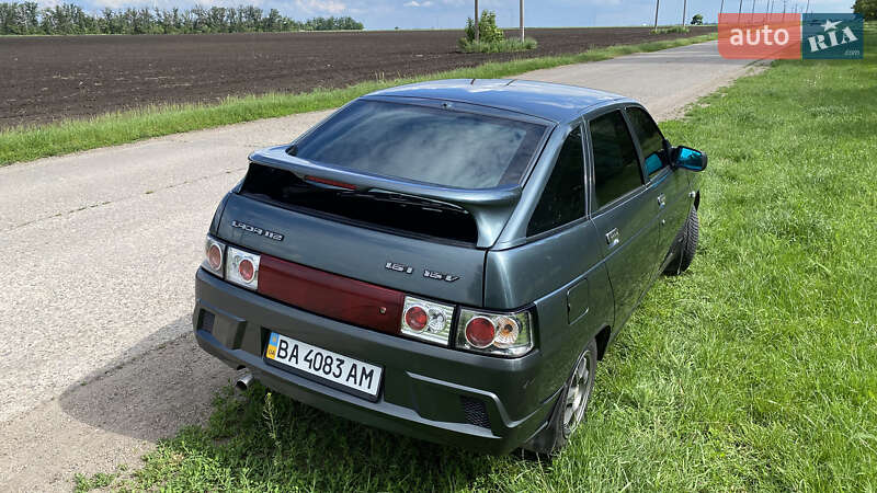 Хэтчбек ВАЗ / Lada 2112 2006 в Долинской