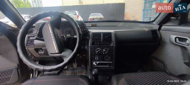 Хетчбек ВАЗ / Lada 2112 2007 в Києві
