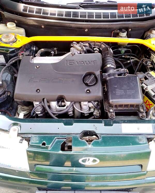 Хэтчбек ВАЗ / Lada 2112 2001 в Херсоне