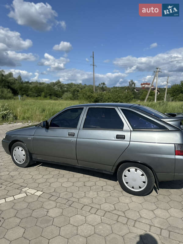 Хэтчбек ВАЗ / Lada 2112 2005 в Ивано-Франковске