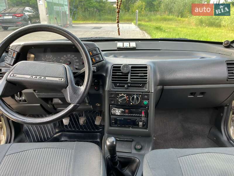 Хэтчбек ВАЗ / Lada 2112 2005 в Обухове