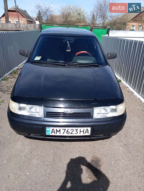 Хэтчбек ВАЗ / Lada 2112 2007 в Житомире