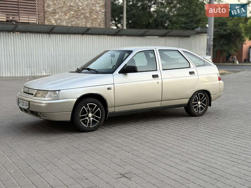 ВАЗ / Lada 2112 2006