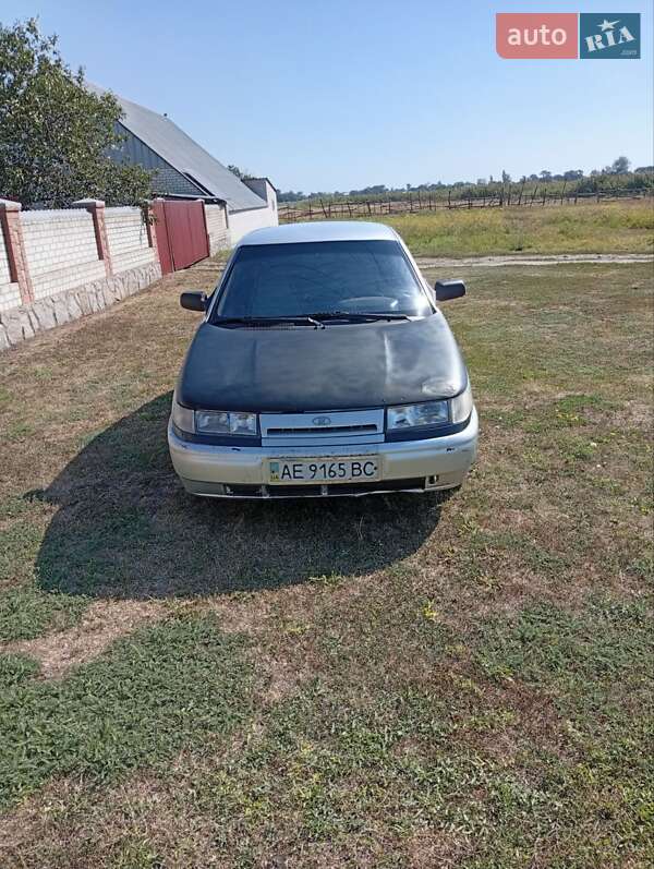 Хэтчбек ВАЗ / Lada 2112 2006 в Магдалиновке