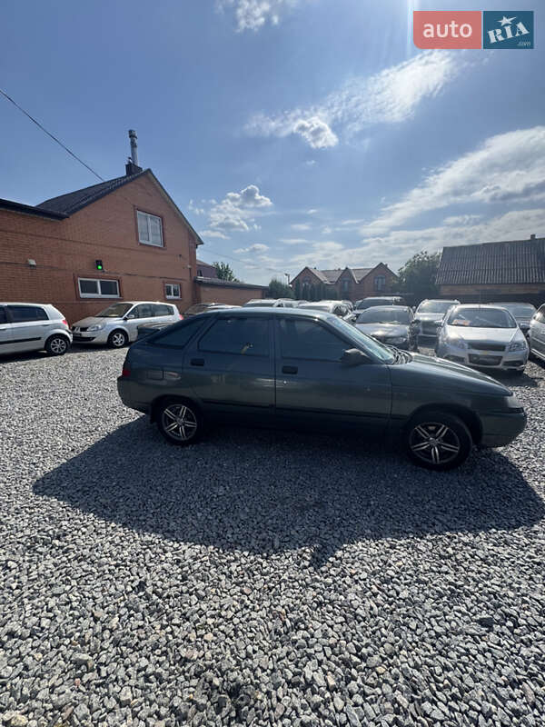 Хетчбек ВАЗ / Lada 2112 2008 в Дергачах