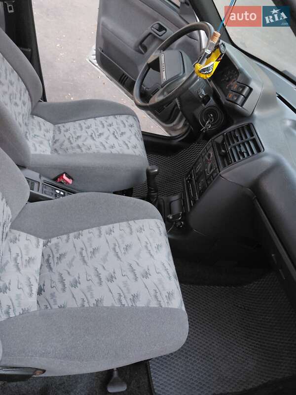 Хэтчбек ВАЗ / Lada 2112 2006 в Черкассах