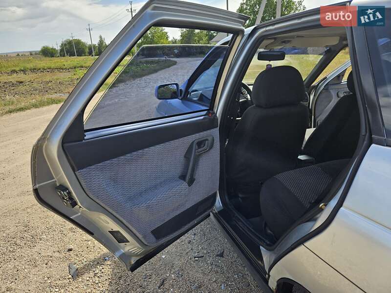 Хэтчбек ВАЗ / Lada 2112 2003 в Помошной фото 32 Хэтчбек ВАЗ / Lada 2112 2003 в Помошной