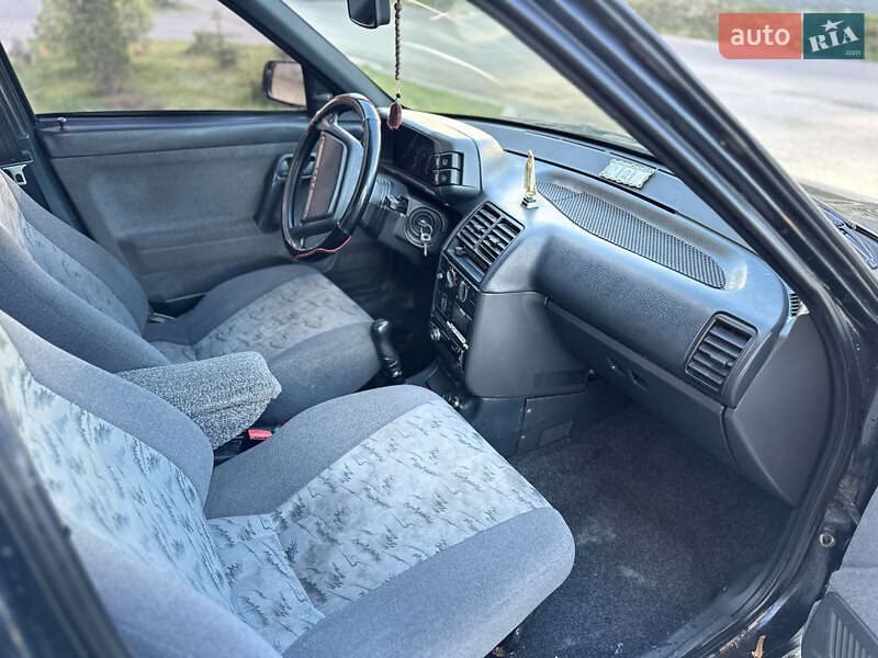 Хэтчбек ВАЗ / Lada 2112 2006 в Тернополе