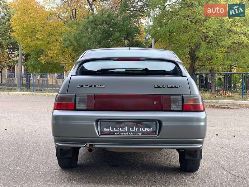 Хэтчбек ВАЗ / Lada 2112 2006 в Николаеве фото 6 Хэтчбек ВАЗ / Lada 2112 2006 в Николаеве
