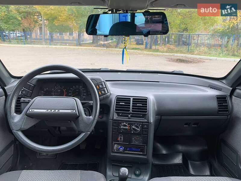 Хэтчбек ВАЗ / Lada 2112 2006 в Николаеве фото 9 Хэтчбек ВАЗ / Lada 2112 2006 в Николаеве