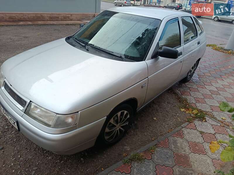 Хэтчбек ВАЗ / Lada 2112 2008 в Кривом Роге фото 14 Хэтчбек ВАЗ / Lada 2112 2008 в Кривом Роге