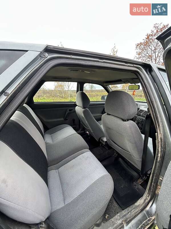 Хетчбек ВАЗ / Lada 2112 2007 в Стрию фото 6 Хетчбек ВАЗ / Lada 2112 2007 в Стрию