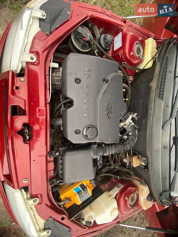 Хэтчбек ВАЗ / Lada 2112 2007 в Новых Санжарах фото 7 Хэтчбек ВАЗ / Lada 2112 2007 в Новых Санжарах