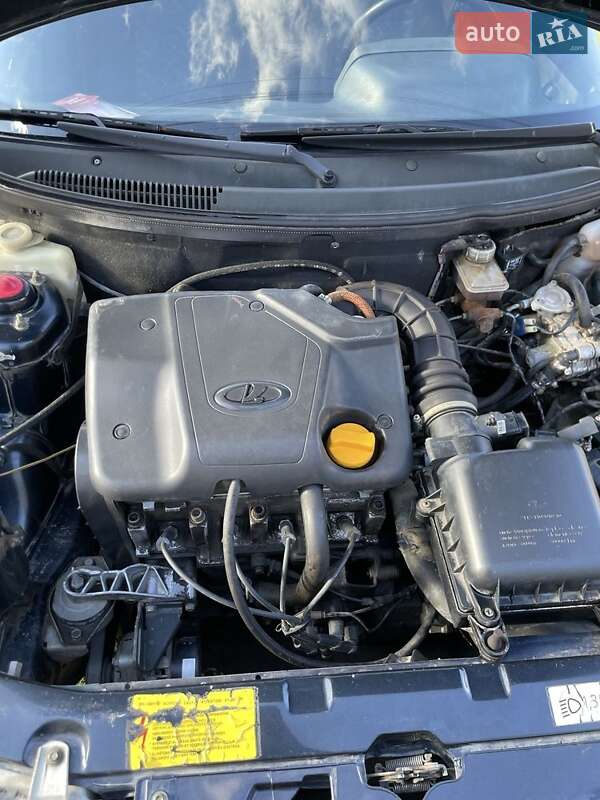 Хэтчбек ВАЗ / Lada 2112 2005 в Любаре фото 7 Хэтчбек ВАЗ / Lada 2112 2005 в Любаре